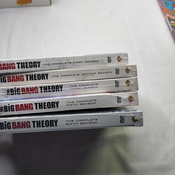 Big Bang Series Boxed Set Seasons 1-6 missing 4 Season - Picture 1 of 6